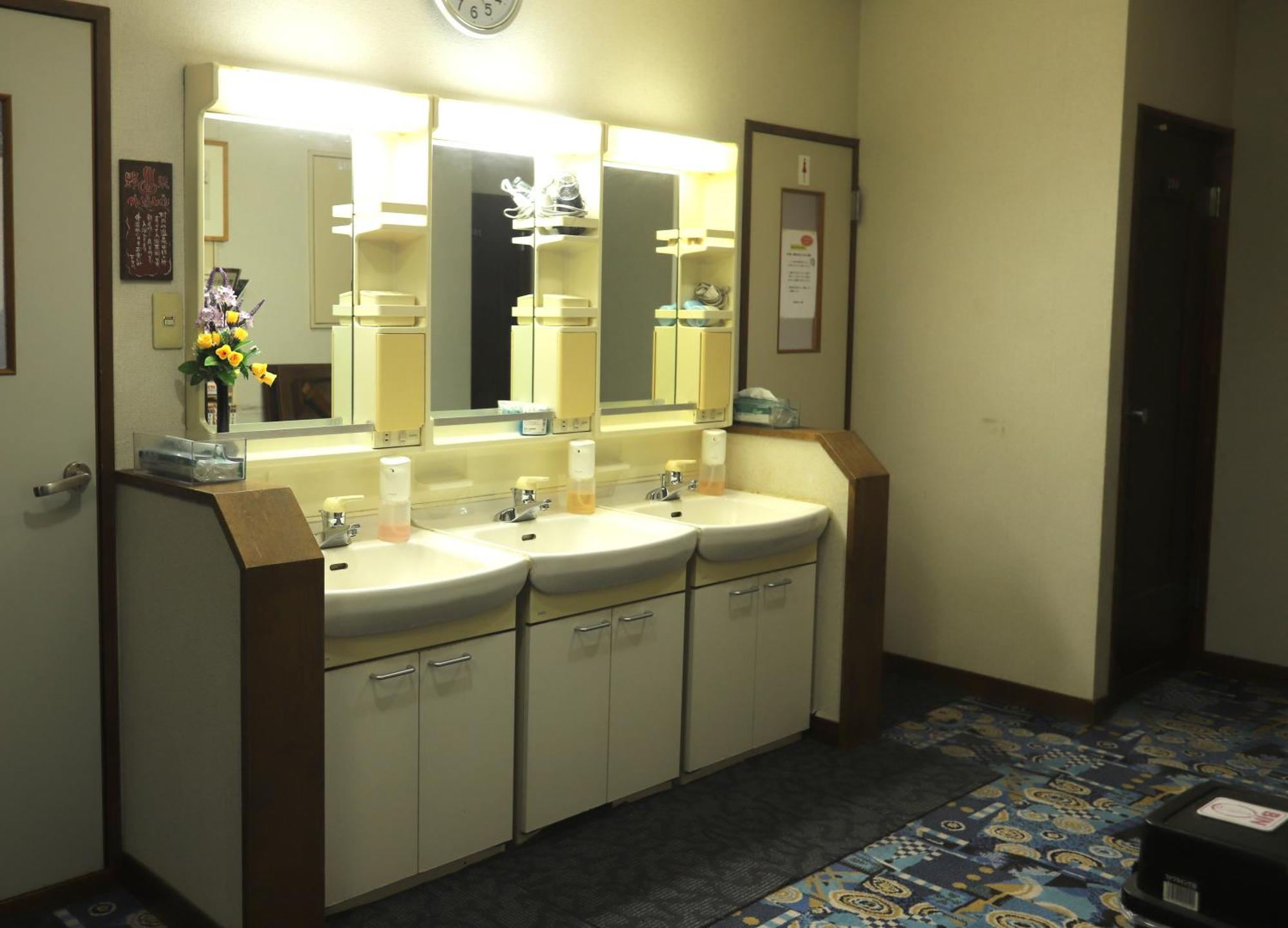 Pearl Yoshigoe Hotel Nozawaonsen Eksteriør billede